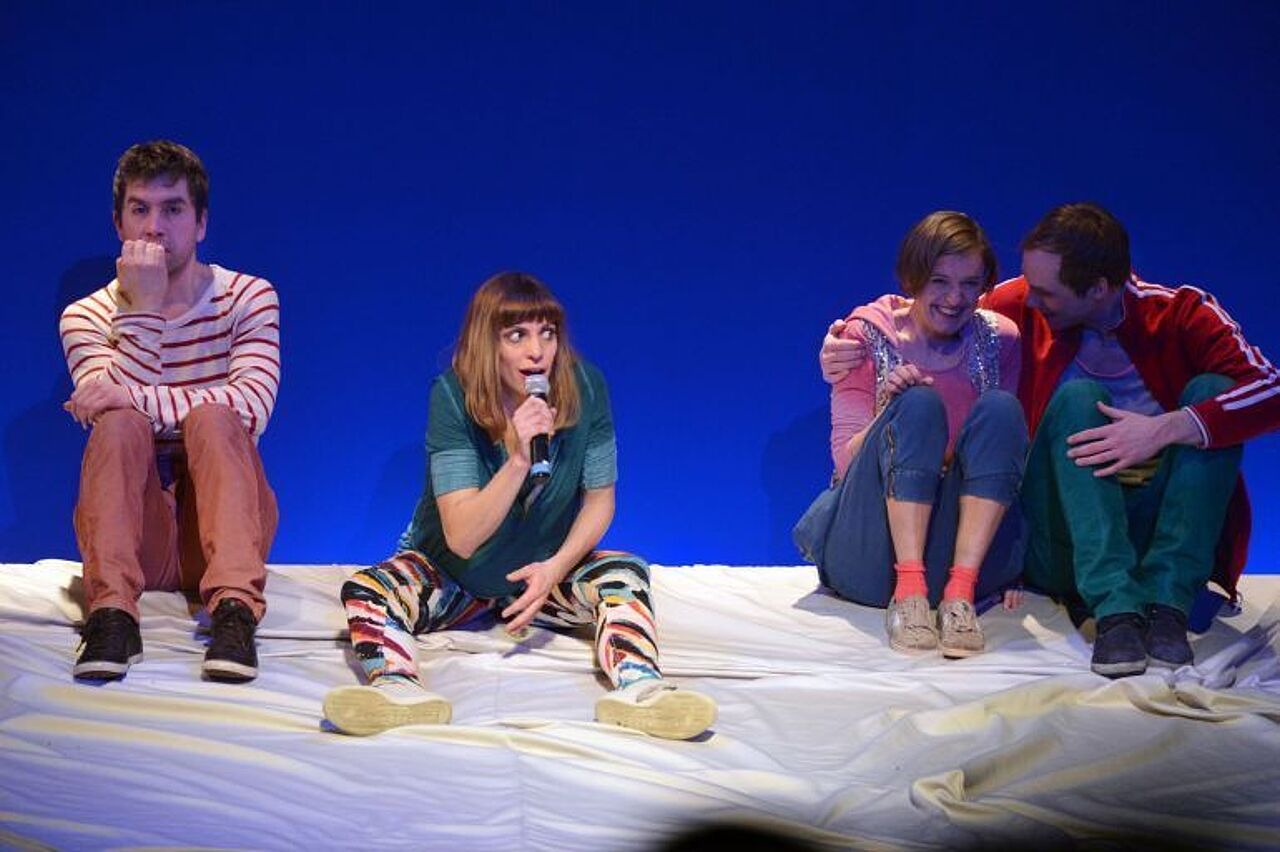 Die vier Hauptdarsteller des Theaterstücks
