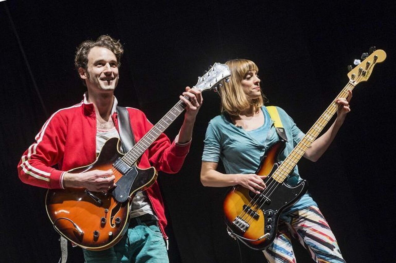 Schauspieler Johannes Birlinger und Julia Bihl