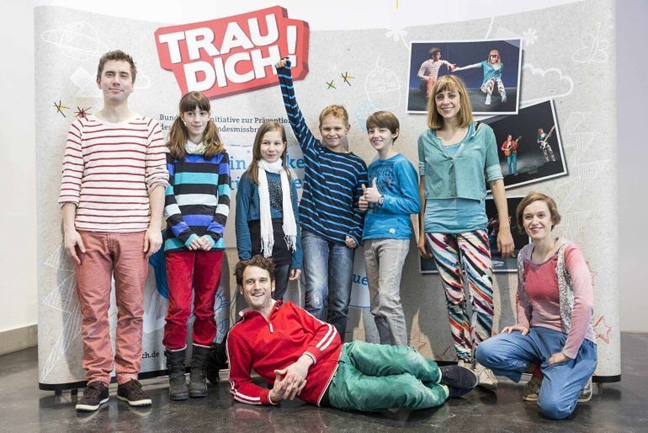 Kompanie Kopfstand Trau dich!