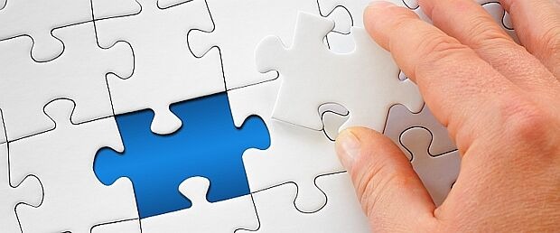 Die Bausteine der Initiative sind zum einen die Vor-Ort-Aktionen, das Online-Portal „trau-dich!“ und die Medien- und Fortbildungsangebote. 